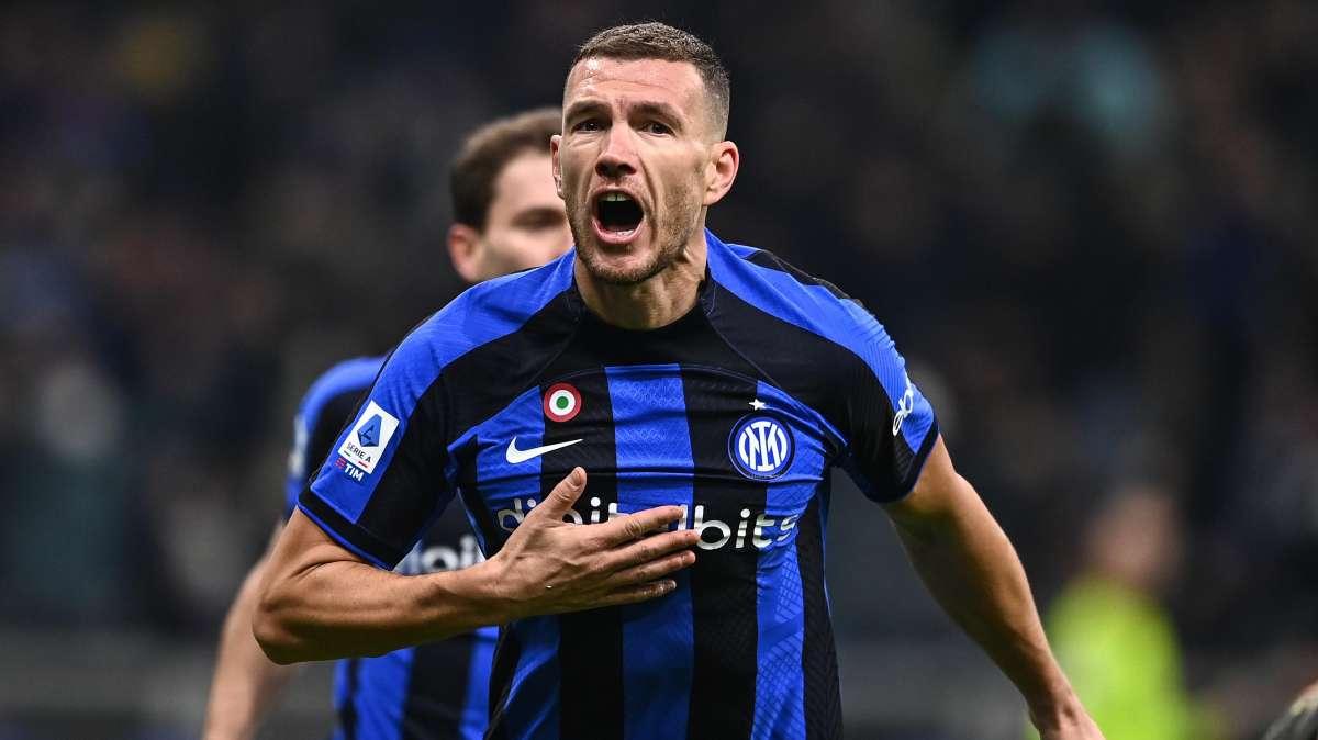 Dzeko domattina a Roma per le visite. In viola per zittire gli scettici: l'ha già fatto all'Inter