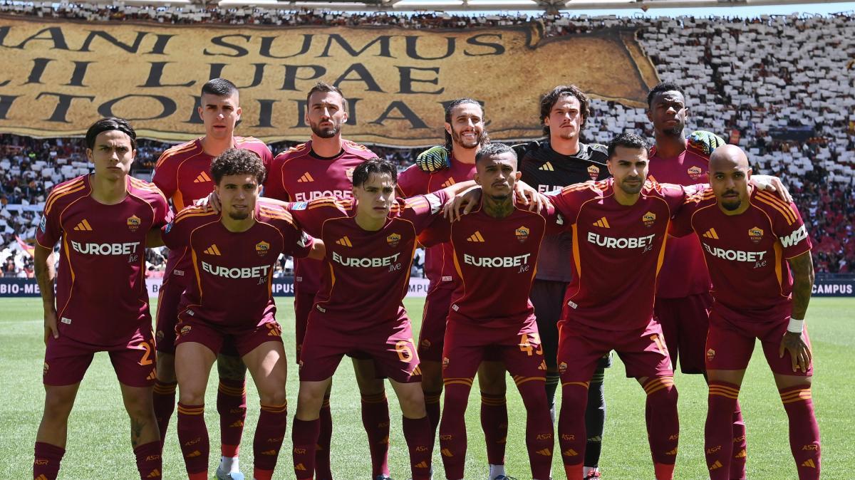 Roma, altro tonfo in amichevole: il Brighton vince 3-0. La Fiorentina osserva