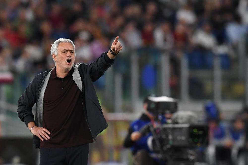 OBIETTIVI, Roma: Mourinho fa ancora fuori Mayoral