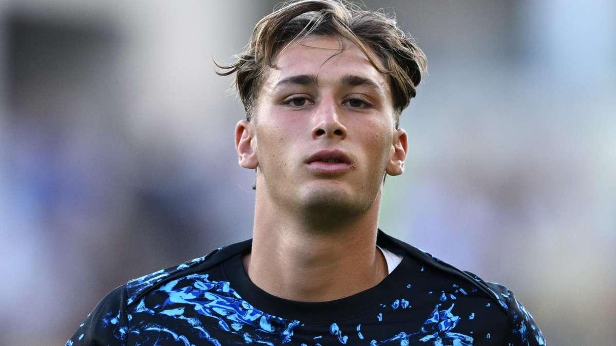 Ex obiettivi, Pio Esposito riceve l'investitura di Balotelli: "Ha tutto per sfondare"