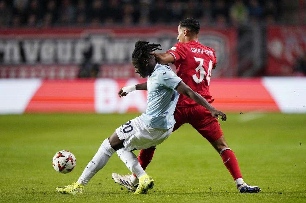 UEFA, Sanzionato il Twente per cori razzisti a Tchaouna