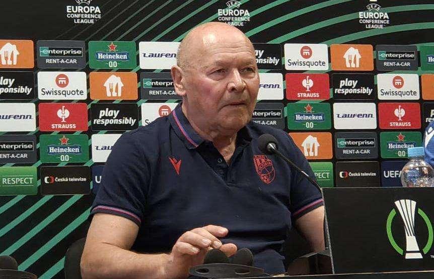 KOUBEK, Momento viola non ideale. Recuperati 2 giocatori