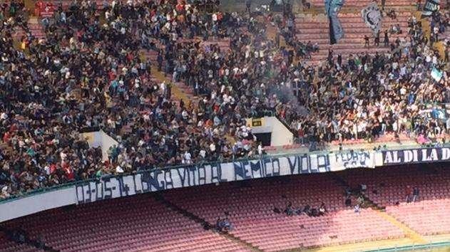 FOTO FV, Napoli ringrazia il tifo viola per finale
