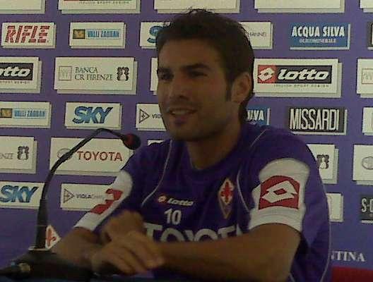 CORTINA, Mutu regala il pallone ai tifosi