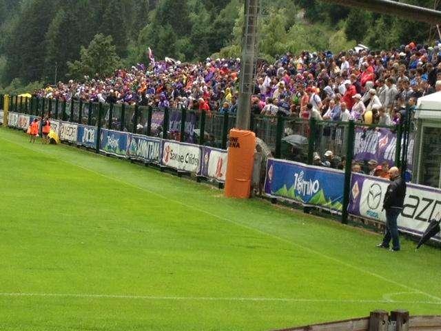 FIORE-CREMO, Tribuna gremita nonostante la pioggia