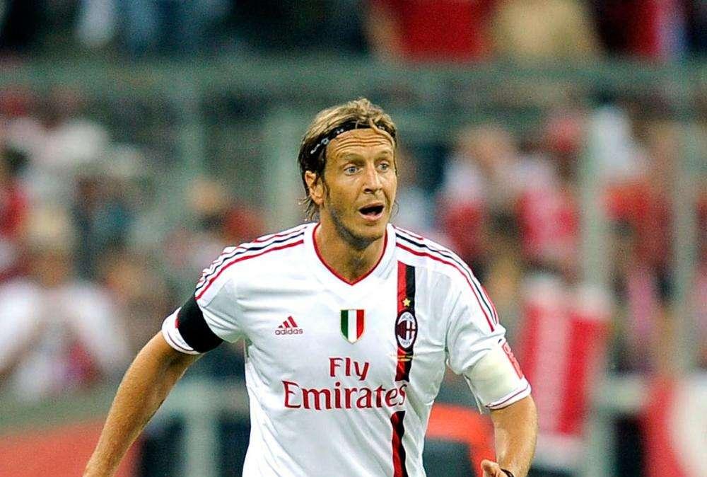 AMBROSINI, Arbitraggio sfortunato
