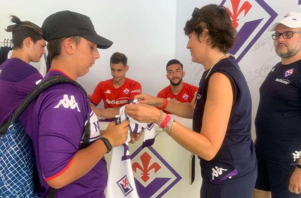 FOTO FV, Sessione autografi per Gonzalez e Quarta