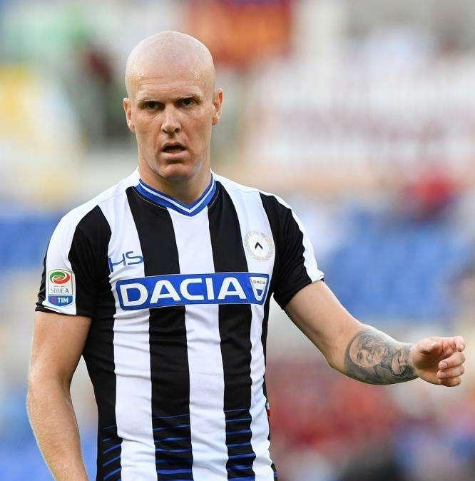 HALLFREDSSON, Storica qualificazione con l'Islanda