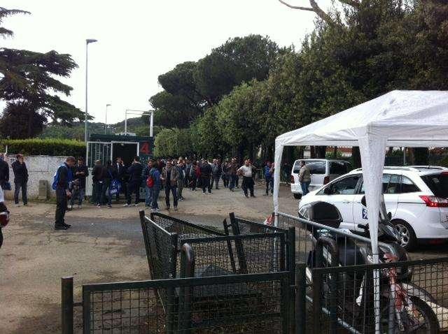 FOTO FV, Primi tifosi del Napoli in zona trib. Tevere