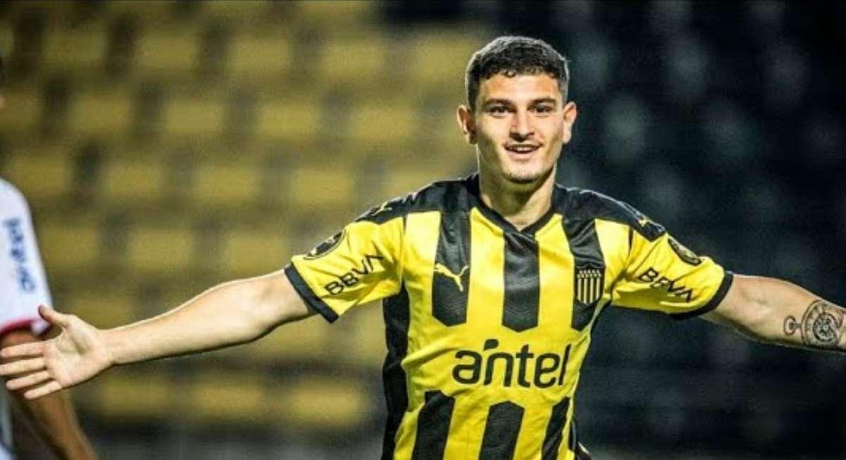 A.ALVAREZ, Rimango al Peñarol per 6 mesi, poi....