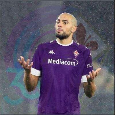 FOTO, Amrabat "prova" la nuova maglia RdK sui social