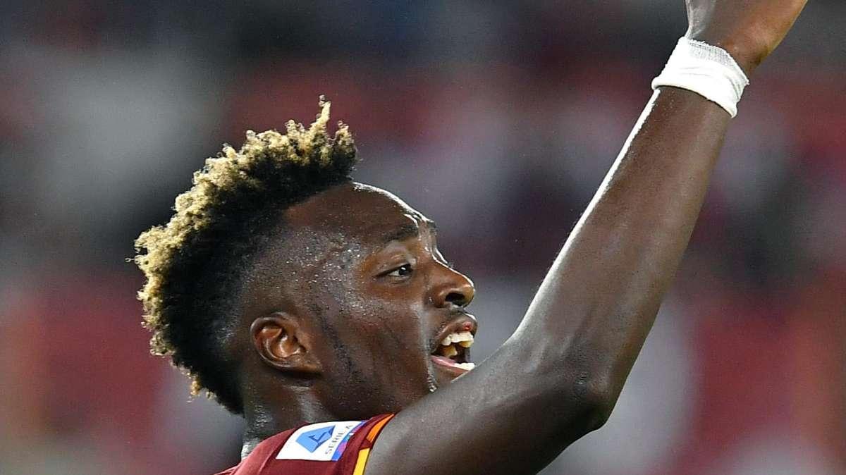 ROMA, Ansia per Abraham: infortunato con l'Inghilterra