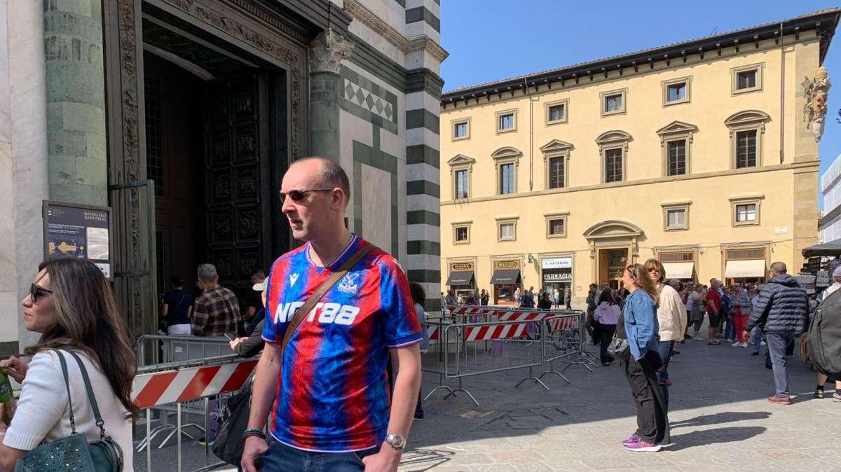I tifosi del Crystal Palace in giro per Firenze: le foto di FV