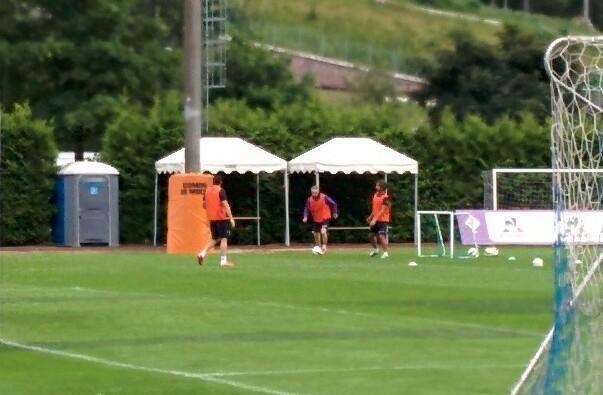 FOTO FV, Partitella fra lo staff: c'è anche Sousa