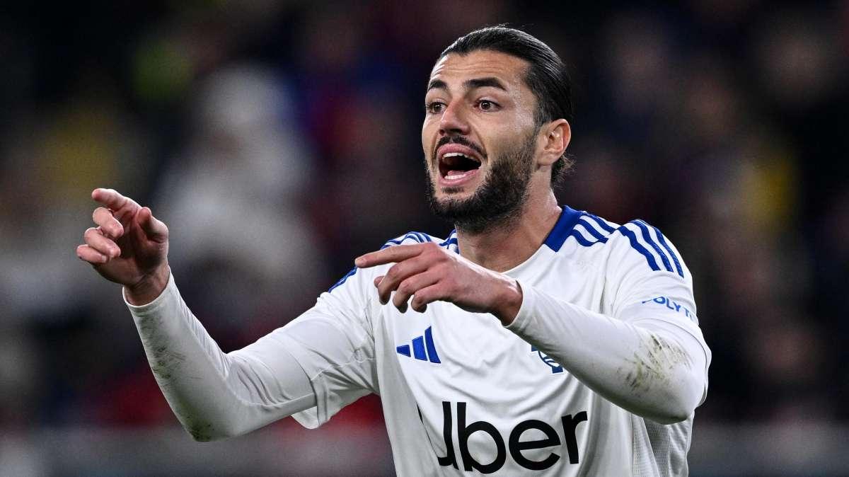 Dossena vicino alla Fiorentina? Il suo agente ammette: "La Viola c'ha pensato"