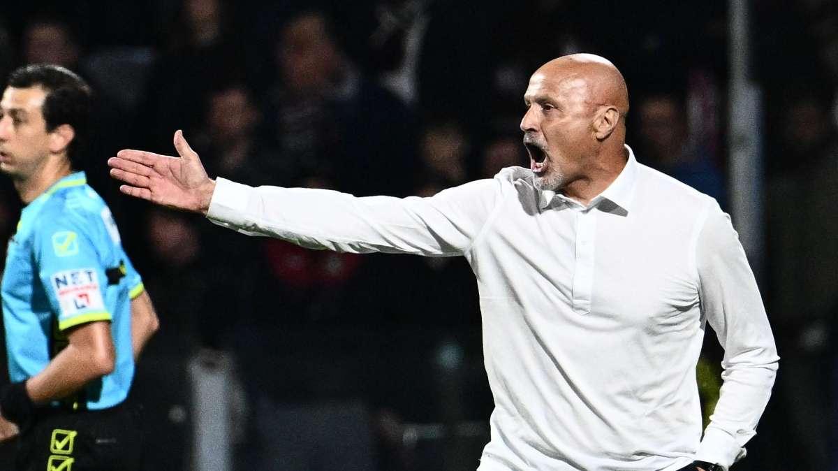 COLANTUONO, Coi viola tanti assenti. Fiore top-team