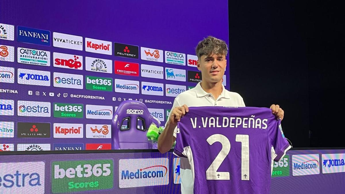 Valdepenas si presenta: "Tengo già molto alla maglia viola. Grazie a Borja. Ecco cosa mi ha detto Mou"