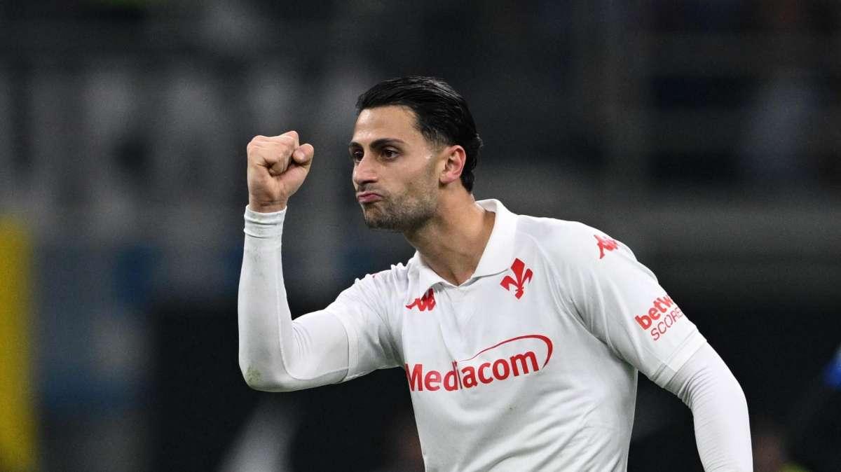 Subito avanti la Fiorentina! Mandragora scaglia un bolide, poi abbraccia Terracciano
