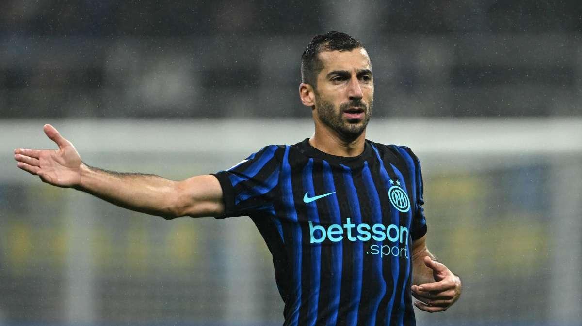 Mkhitaryan e il rapporto con Mourinho: "Mi scriveva tutte le sere per dirmi di andare via"
