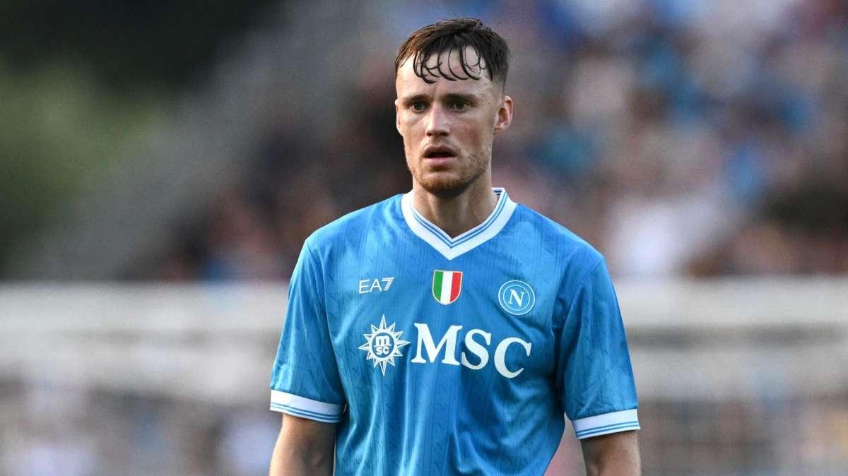 Fiorentina-Napoli 0-3, dilagano gli azzurri. Beukema insacca facilmente il tris