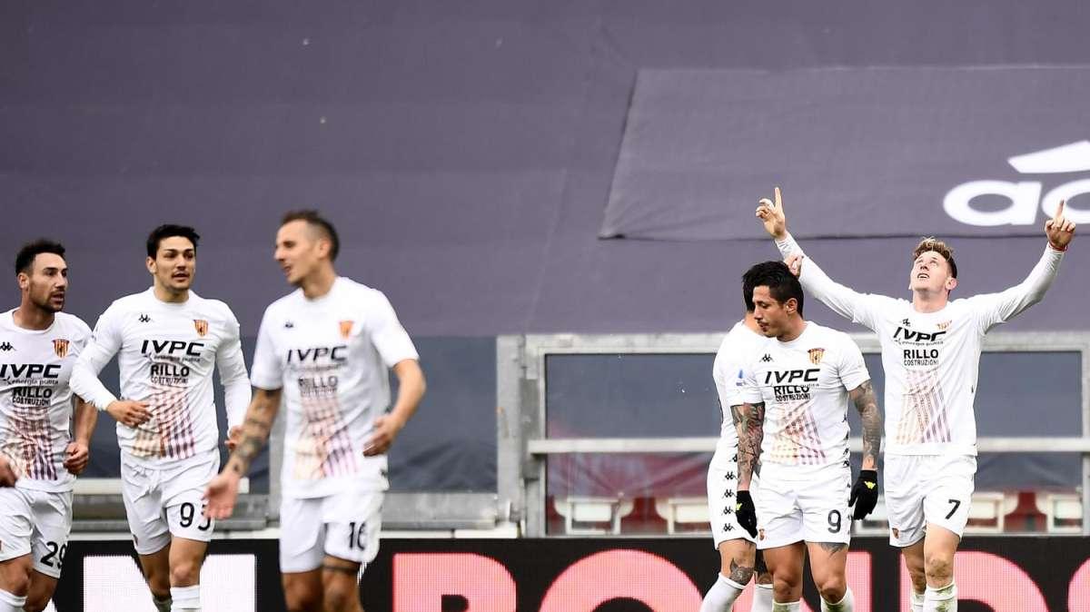 BENEVENTO, Il club non molla: "Crediamoci"