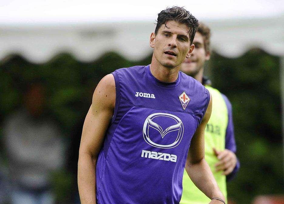 MOENA, Palo di Gomez, Super Mario si avvicina...