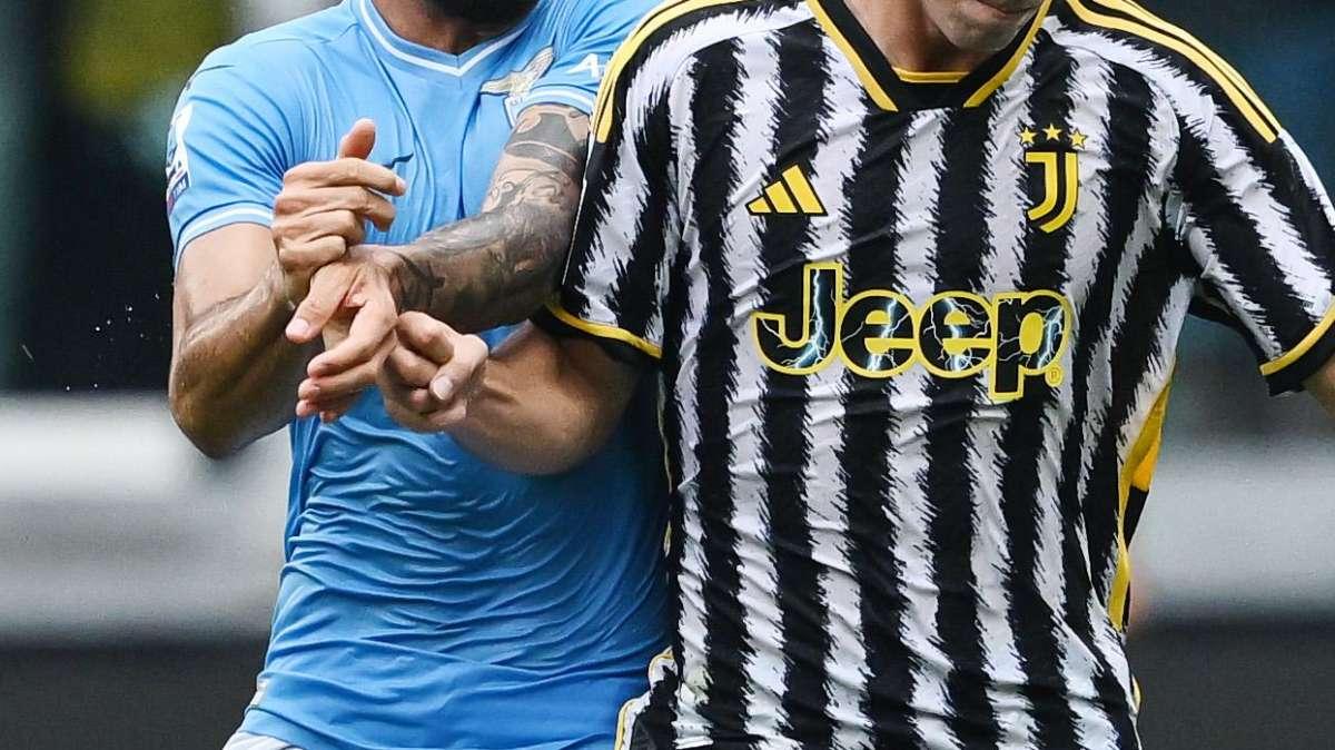 Juventus-Lazio chiude la domenica di Serie A: le formazioni ufficiali del match