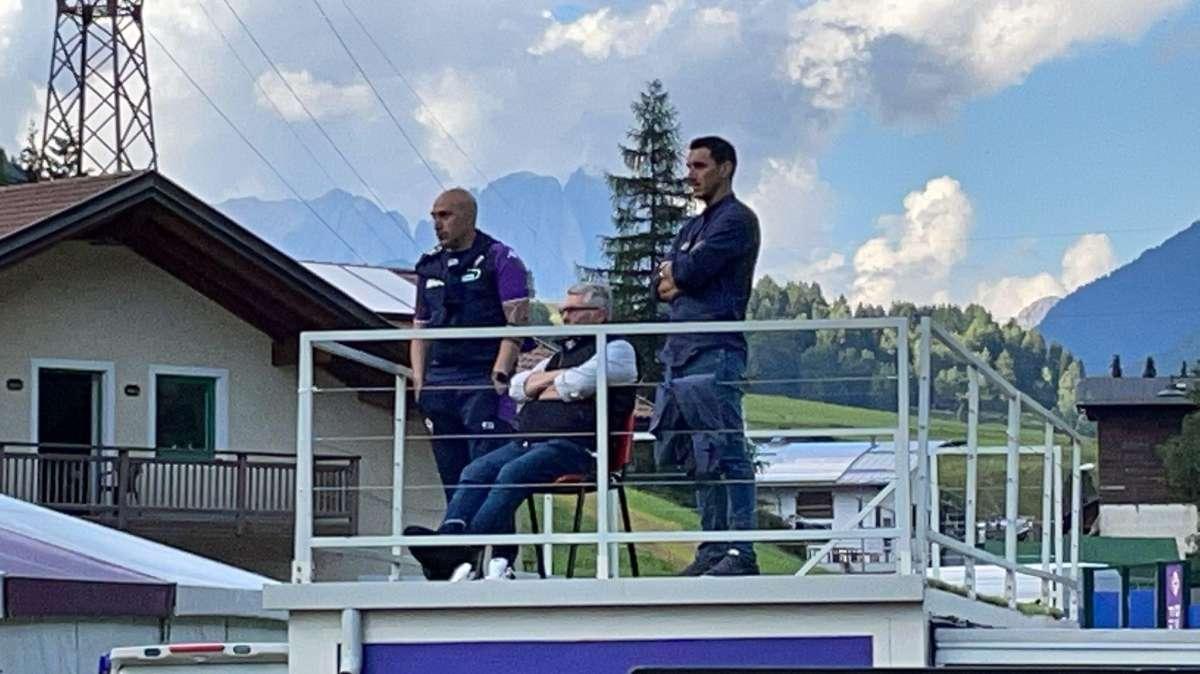 FOTO FV, Pradè e i suoi collaboratori studiano i viola