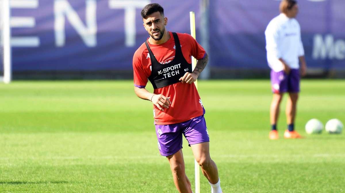 FOTO, Nico Gonzalez è a Firenze: "Come sto? Male"
