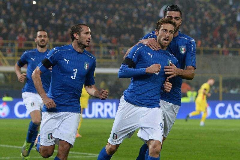 ITALIA, Azzurri in posa sotto il David di Michelangelo