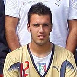 "OCCHI PUNTATI SU..." Emiliano Viviano. Prove generali per un futuro in viola?