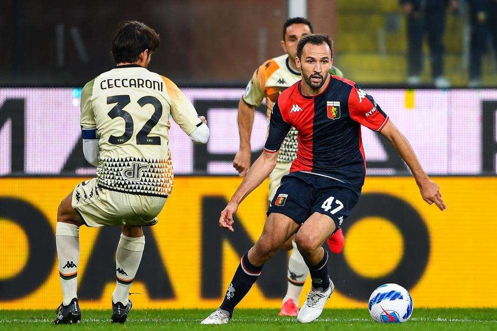 COVID-19, Il Genoa: due dello staff positivi. Badelj...