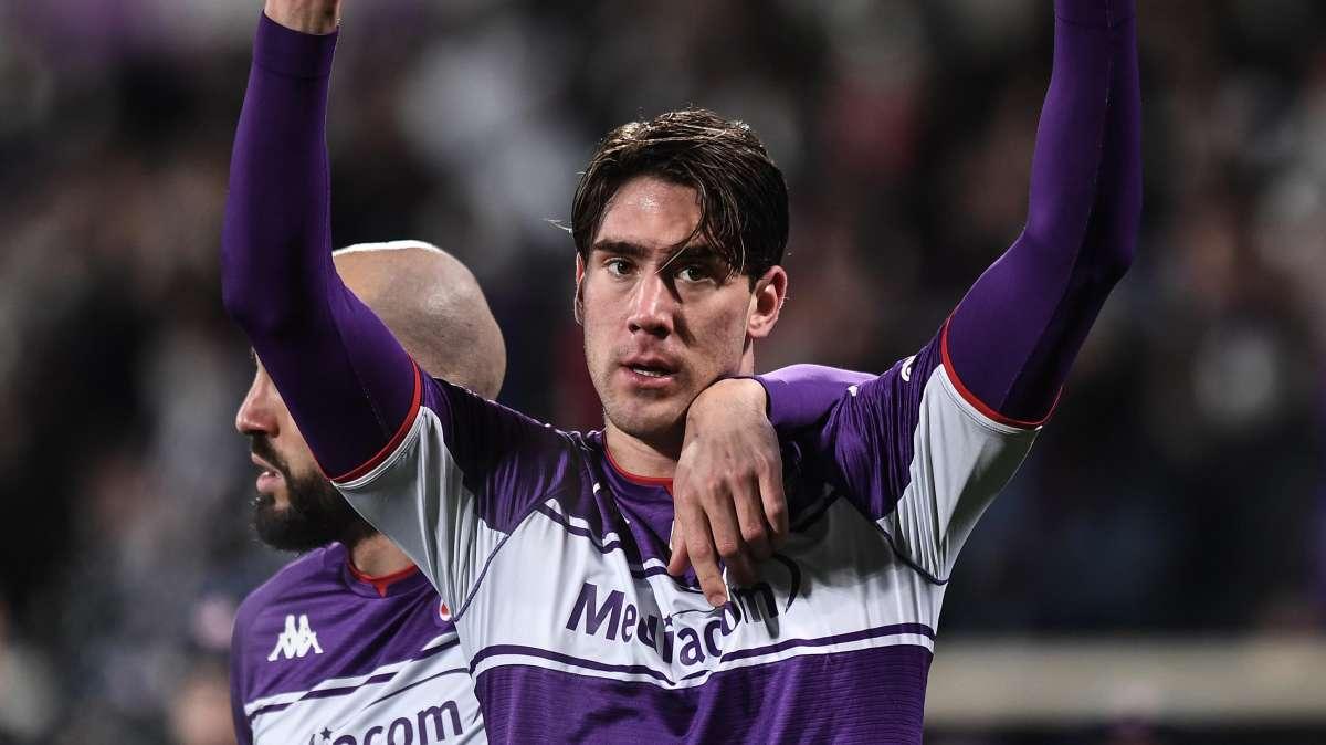 VLAHOVIC, Minacce su alcuni striscioni allo stadio