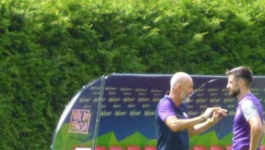 FOTO FV, Chiarimento a centrocampo Pioli-Tomovic