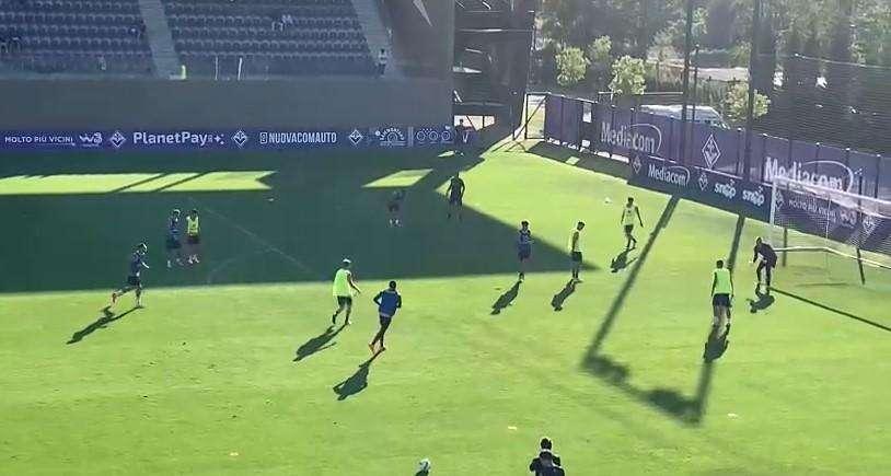 VIDEO FV, Squadra divisa in gruppi: partitelle in area