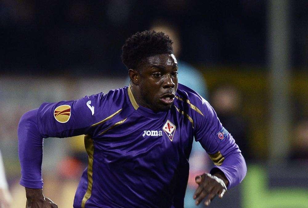 RICHARDS, Tenta di sventare una rissa con Roy Keane