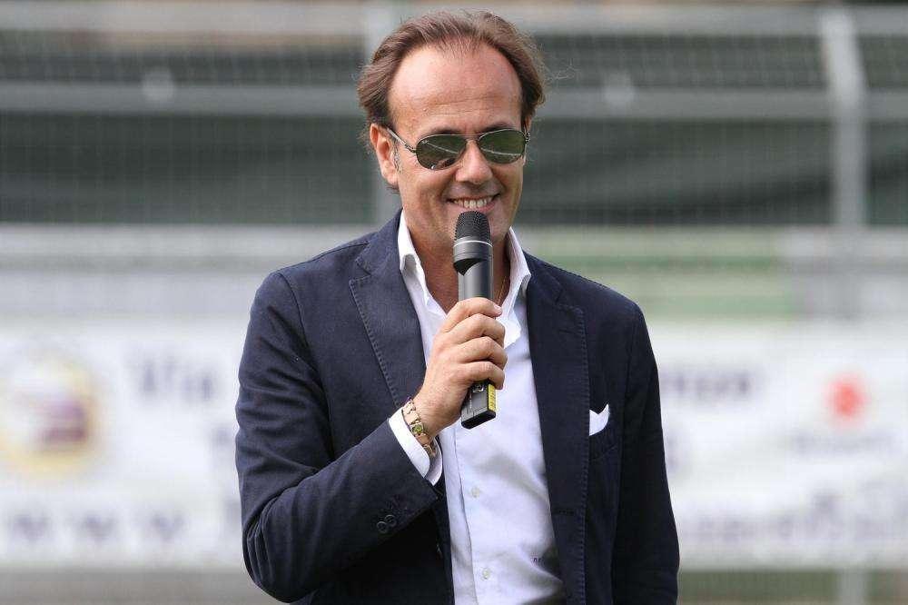 ROCCO, ANNIVERSARIO COL BOTTO. OGGI LA VERITÀ SULLO STADIO. CAMPI E FRANCHI: SI VALUTANO ENTRAMBI. LA MODA DEGLI STRISCIONI… TIFOSI VIOLA UNICI, FANNO TENDENZA
