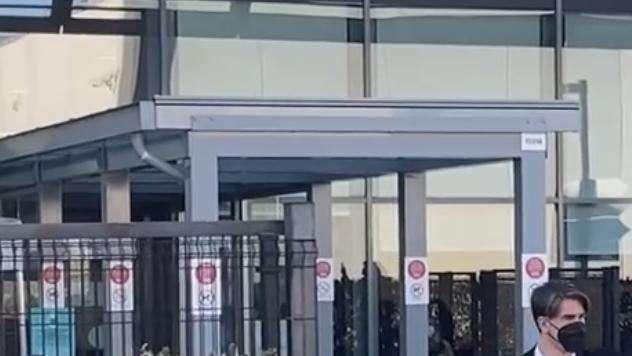 FOTO-VIDEO FV, Conclusi test medici di Vlahovic