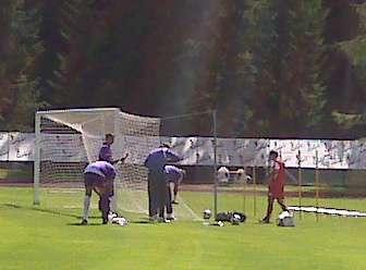 CORTINA, Inizia l'allenamento, in campo i portieri
