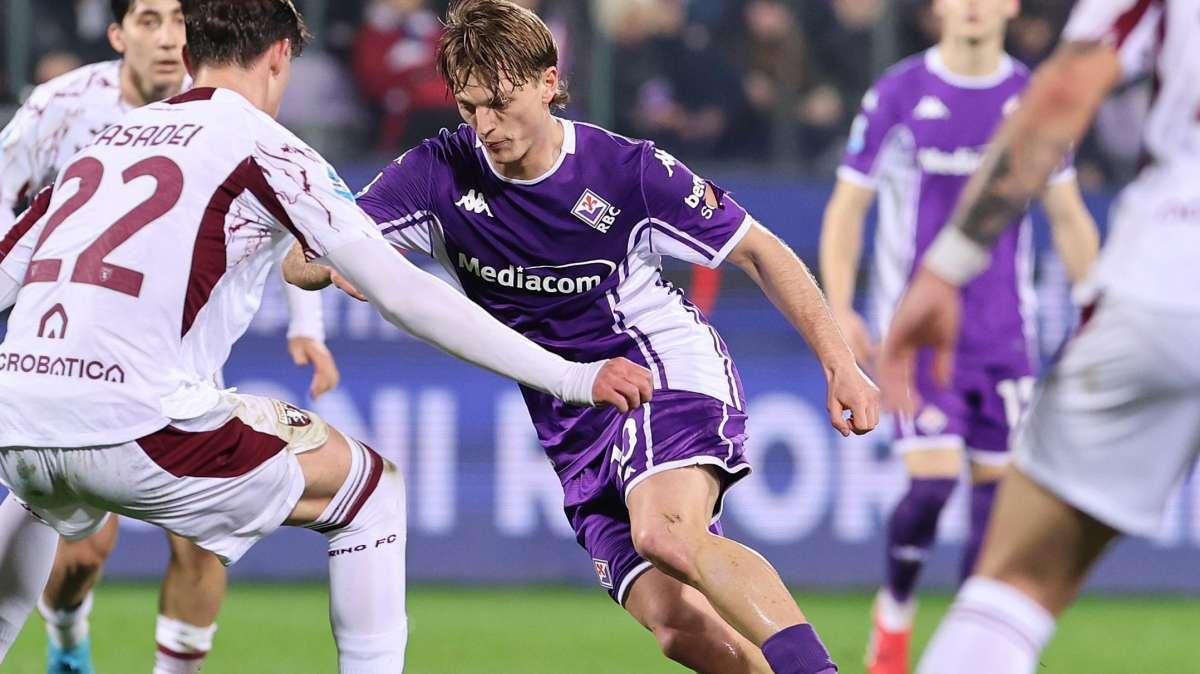 Trauma alla caviglia per Gudmundsson. Tra oggi e domani esami specifici