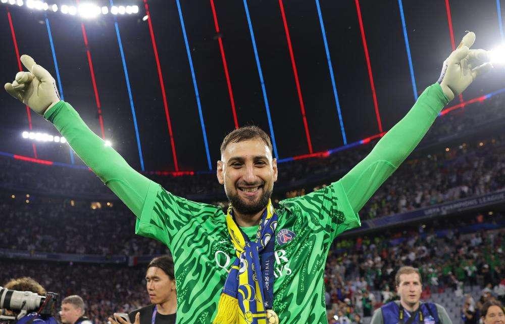 Agente Donnarumma: "Adesso 'Gigio' aspira a giocare in Premier League"