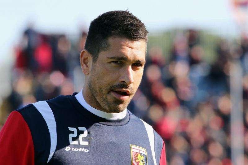 CAR-FIO 0-0, Borriello vicino al gol: salva Gonzalo