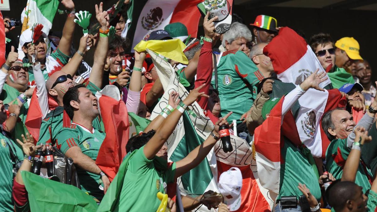 Protesta delle madri dei desaparecidos al tour della Coppa Mondiali in Messico