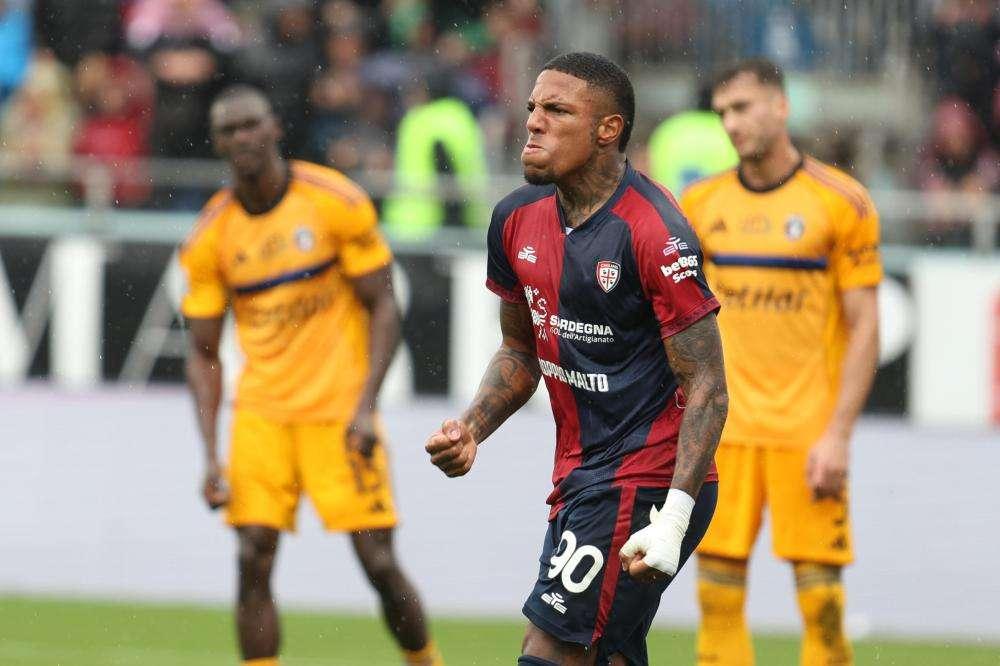 Cagliari, l'ex centrocampista viola Folorunsho fuori un mese