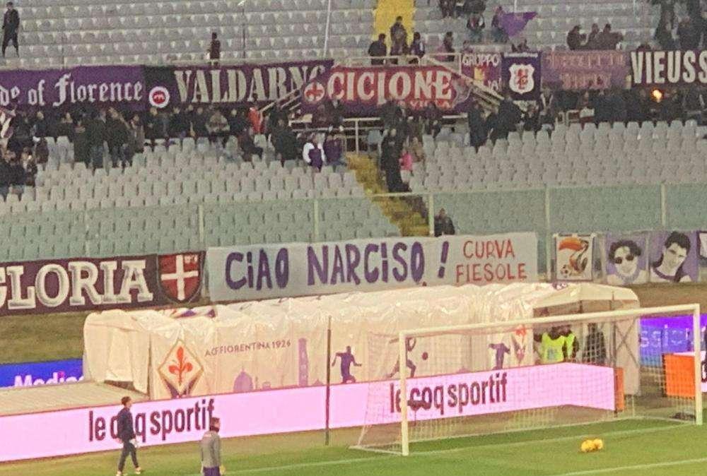 FOTO FV, Il saluto della Fiesole: "Ciao Narciso!"