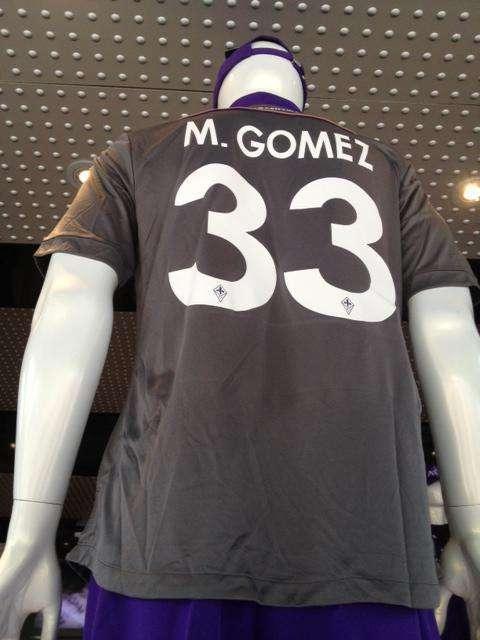 MOENA, Maglie di Mario Gomez a ruba