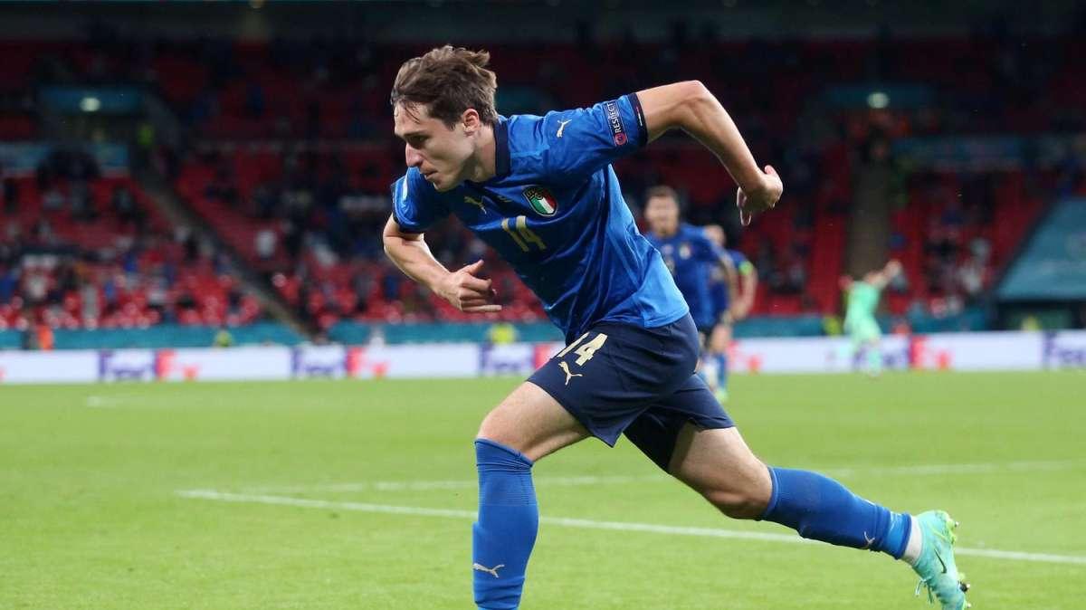 ITALIA-SPAGNA, Formazioni: Emerson  e Chiesa dal 1'