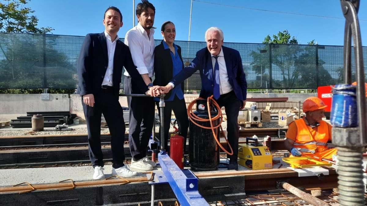 Viola Park, il rientro (e l'obiettivo) di Dodo e la prima posa con la tramvia: la giornata