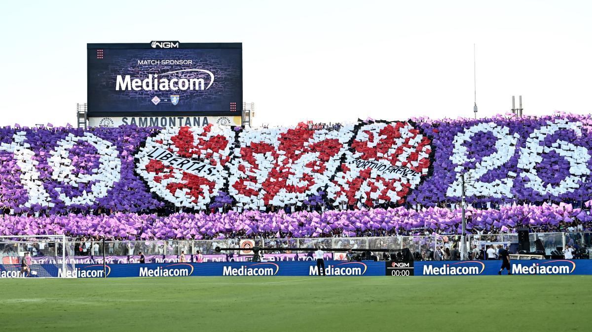 Libertas e Club Sportivo Firenze ad abbracciare il giglio: la coreografia della curva per i 100 anni