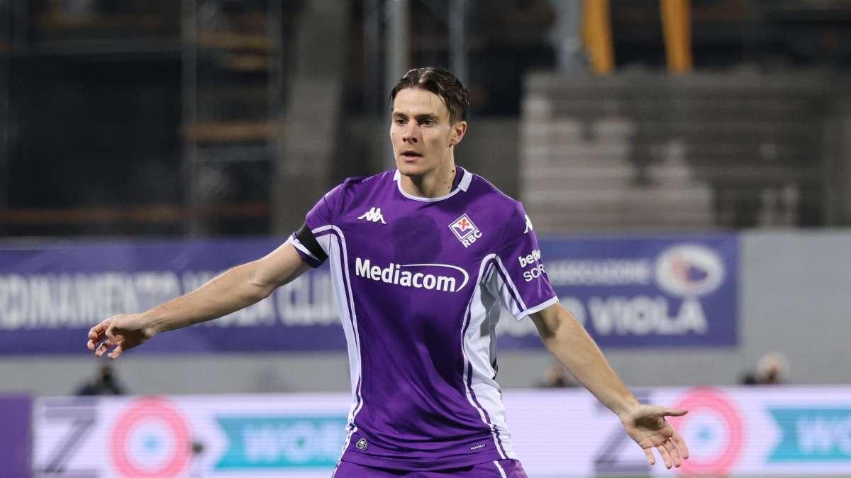 Fiorentina in vantaggio sul Como all'intervallo: per ora decide Fagioli